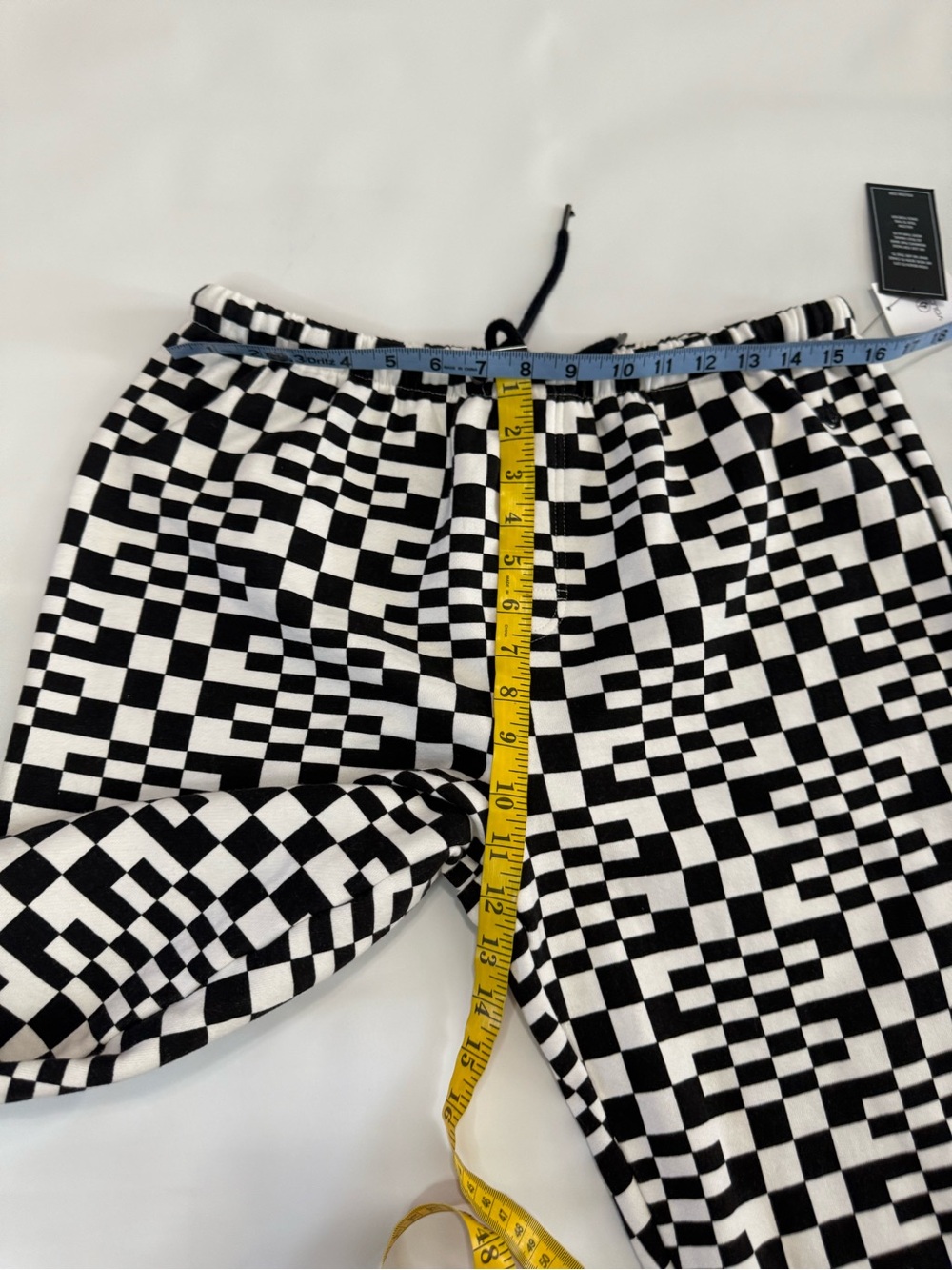 Volcom NWT Black & White Checkerboard Jogger Pants In size medium - Picture 11 of 16